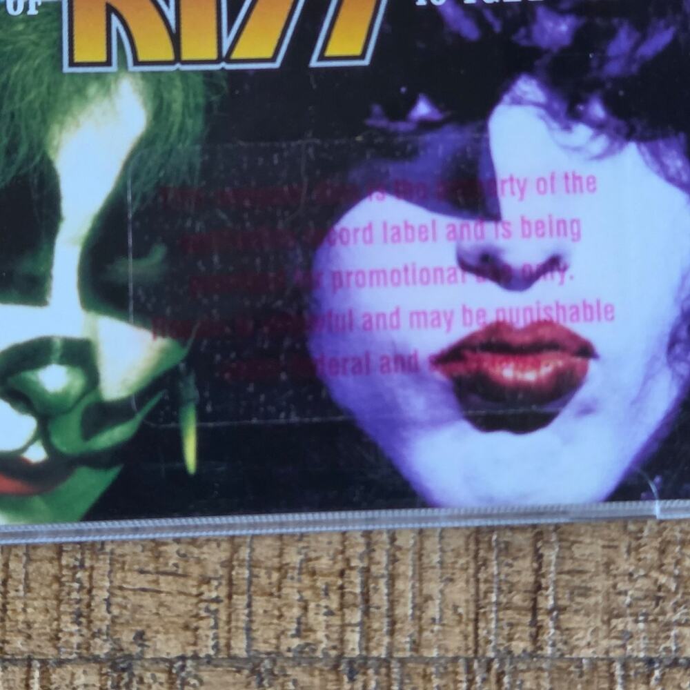 Vtg 2002 KISS THE VERY BEST OF KISS PROMO CD - Picture 2 of 5